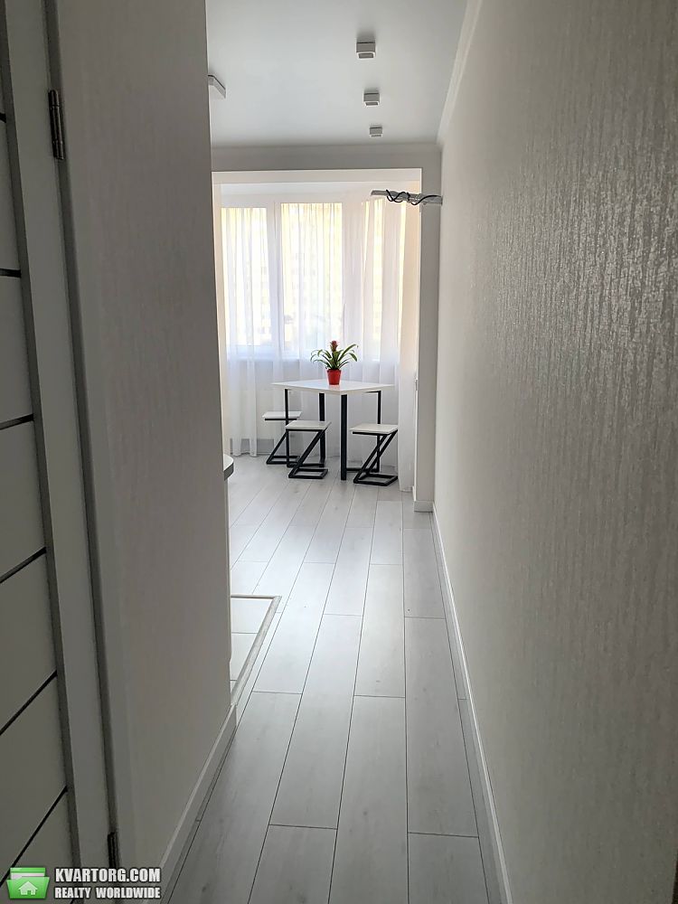 Sell 1-room apartment. Киевская обл., Миру — photo 2