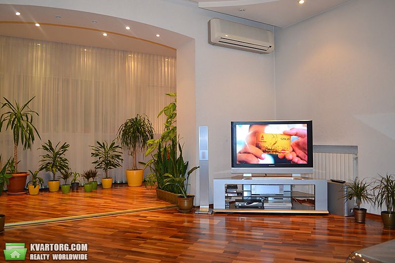 Sell 4-room apartment. Днепропетровск, Клары Цеткин — photo 8