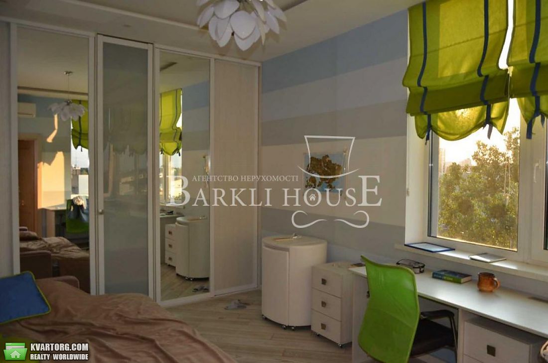 Rent out 4-room apartment. Киев,  Сечевых Стрельцов — photo 7