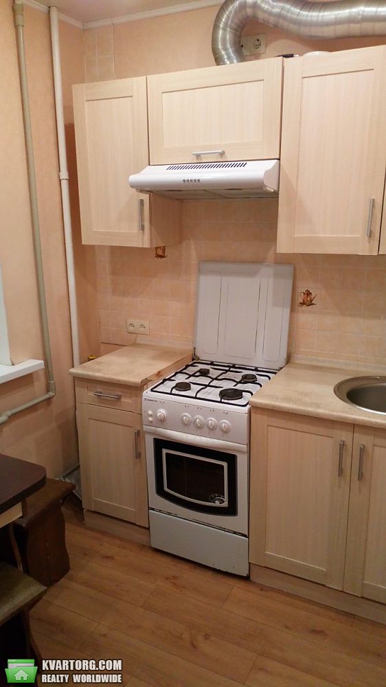 Rent out 2-room apartment. Харьков, Проспект Гагарина — photo 9
