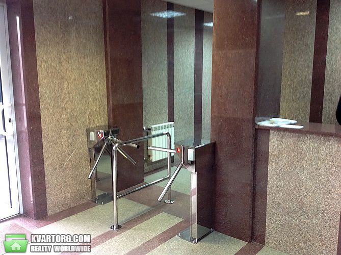 Rent out office. Киев, Олимпийская — photo 1