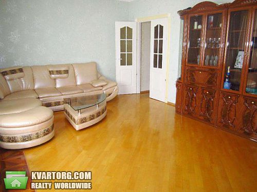 Sell 2-room apartment. Киев, Урловская — photo 1