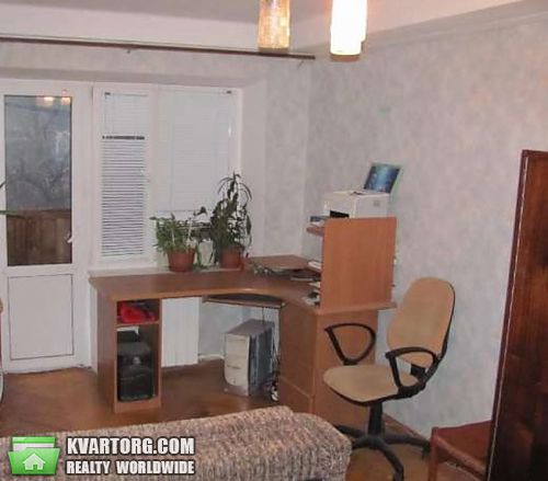 Sell 3-room apartment. Киев,  Краснопольская ул. — photo 1