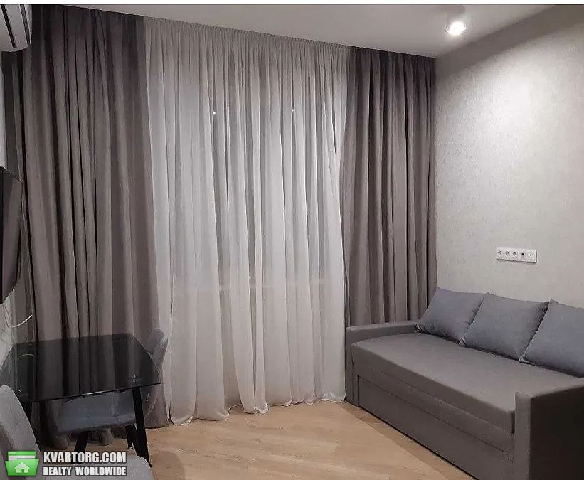 Rent out 1-room apartment. Киев,  Драгомирова — photo 1