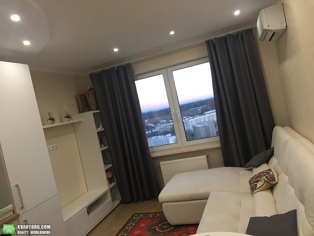 Sell 2-room apartment. Киев,  Ломоносова — photo 4