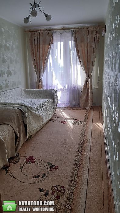 Sell 3-room apartment. Киев,  Приречная — photo 1