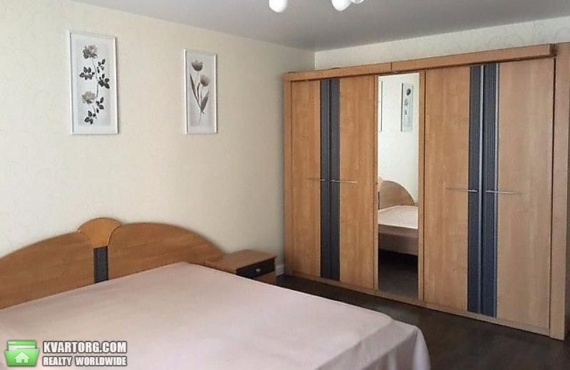 Rent out 2-room apartment. Киев,  Драгомирова — photo 3
