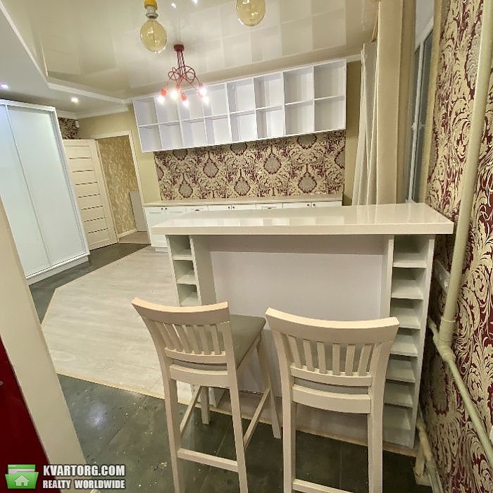 Sell 1-room apartment. Киев,  Ломоносова — photo 1