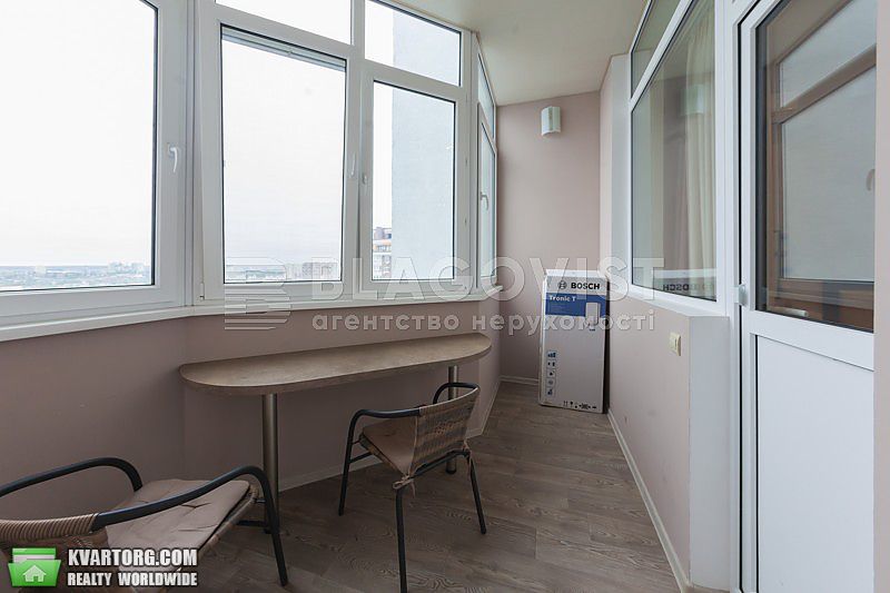 Sell 3-room apartment. Киев,  Урловская — photo 10