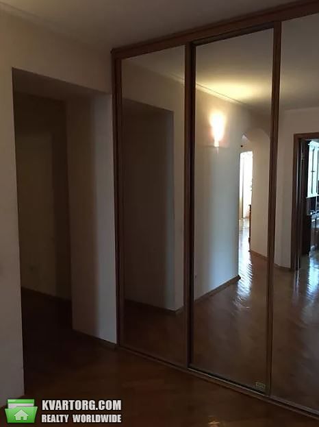 Sell 5-room apartment. Киев,  Драгоманова — photo 5