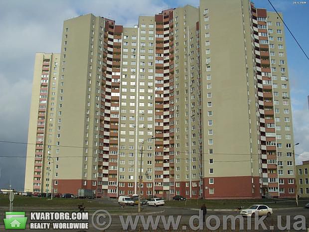 Rent out 2-room apartment. Киев, милославская — photo 1