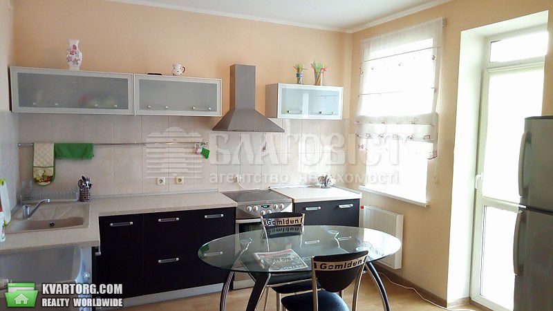 Rent out 1-room apartment. Киев,  Паньковская — photo 3