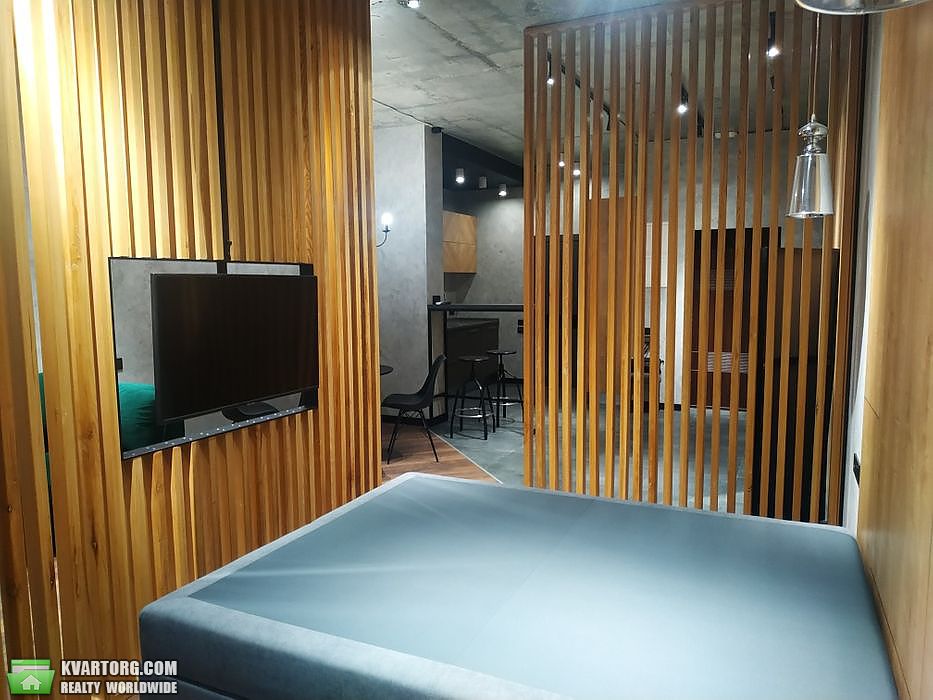 Rent out 1-room apartment. Киев, Трускавецкая — photo 1