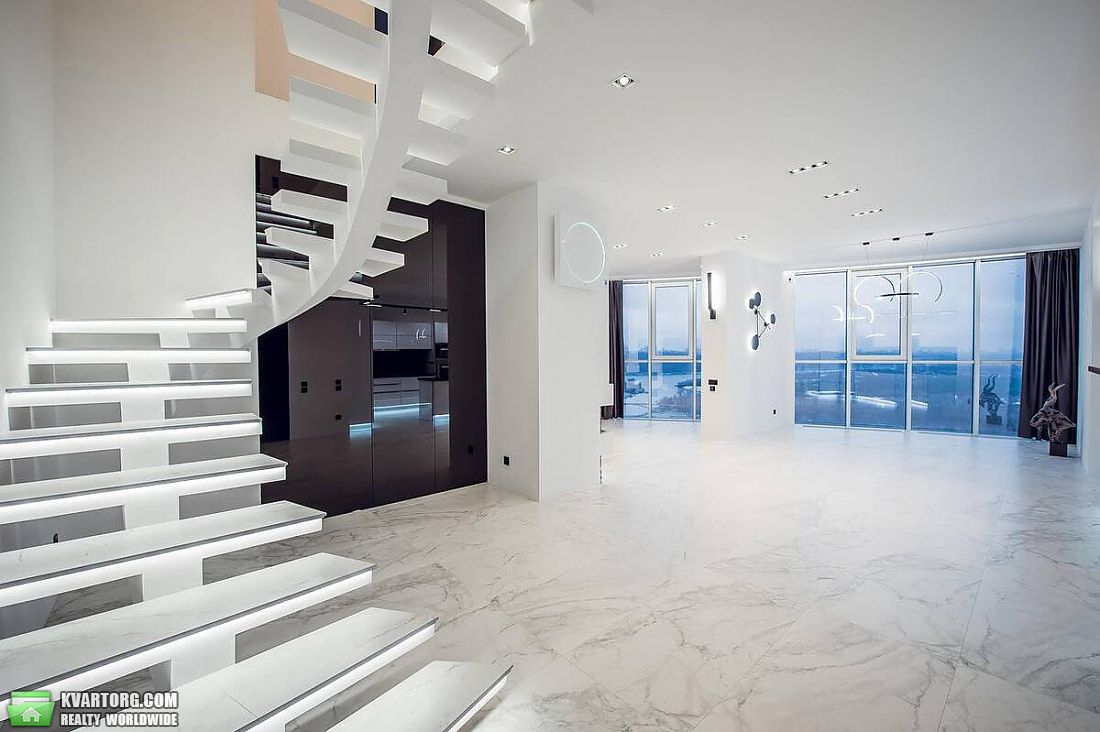 Sell 4-room apartment. Киев, ул.Никольско-Слободская — photo 4