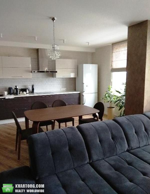 Rent out 3-room apartment. Киев,  Днепровская наб — photo 2
