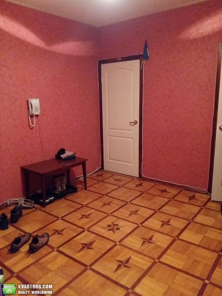 Sell 3-room apartment. Киев,  Харьковское шоссе — photo 1