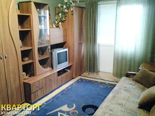Rent out 1-room apartment. Киев,  Радужная — photo 1