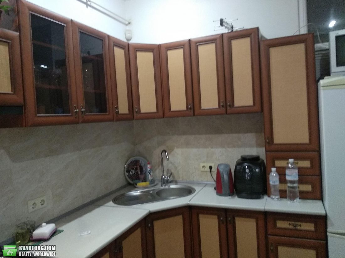 Sell 3-room apartment. Киев,  Ялтинская — photo 3