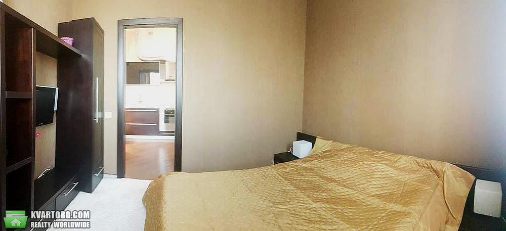 Rent out 2-room apartment. Киев,  Саксаганского — photo 2