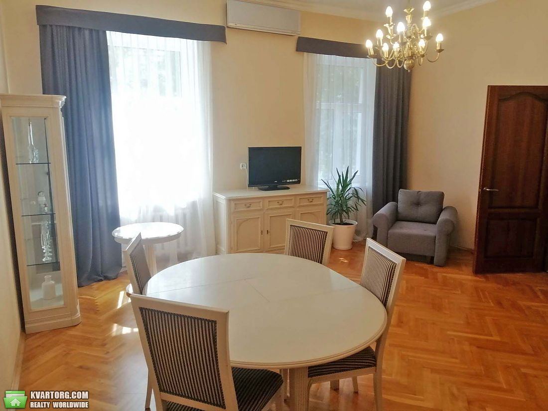 Rent out 3-room apartment. Киев, Георгиевский переулок — photo 3