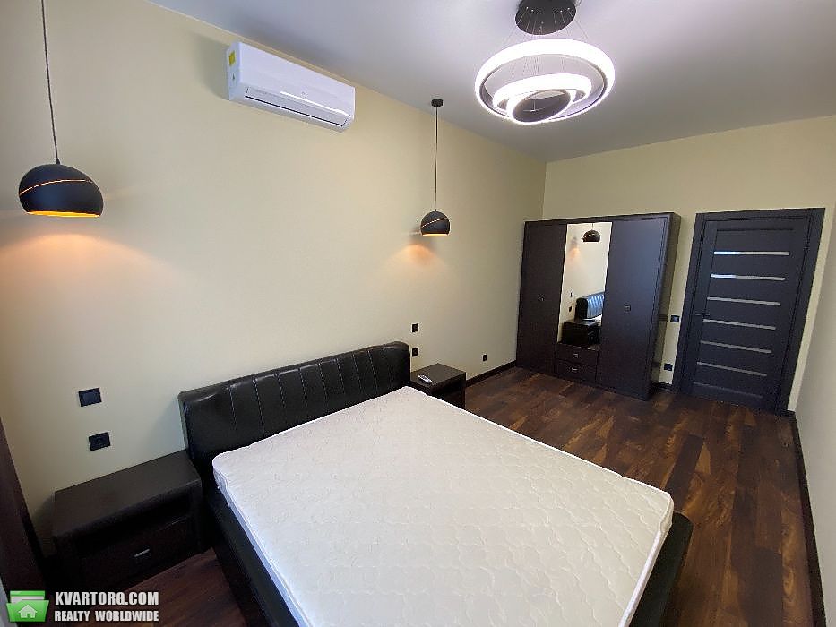 Sell 2-room apartment. Киев,  Никольско-Слободская — photo 4