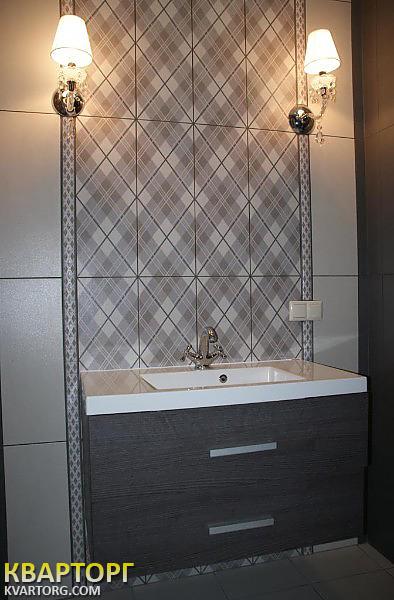 Rent out office. Киев, Леси Украинки бульв. — photo 2