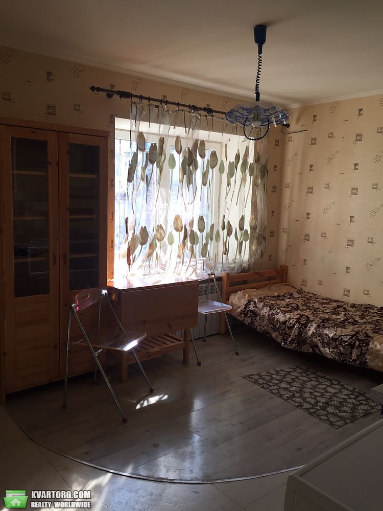 Rent out 1-room apartment. Одесса, Базарная — photo 1