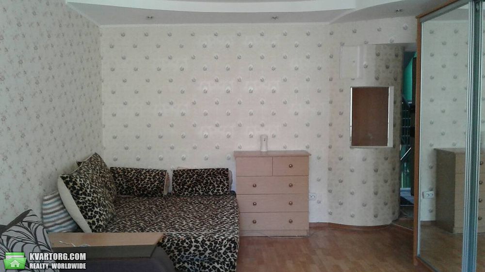 Rent out 1-room apartment. Днепропетровск,  Московская — photo 3