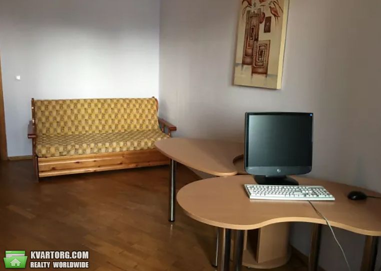 Rent out 3-room apartment. Киев,  Бажана — photo 5