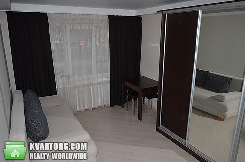 Sell 2-room apartment. Киев,  Щербакова — photo 3