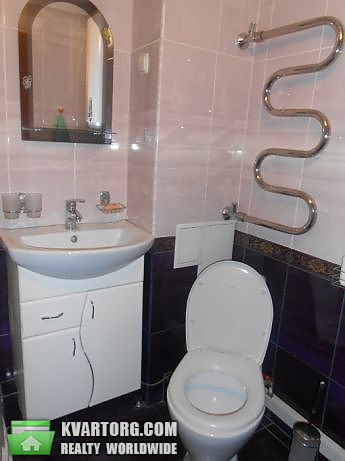 Rent out 1-room apartment. Киев,  Киото — photo 5