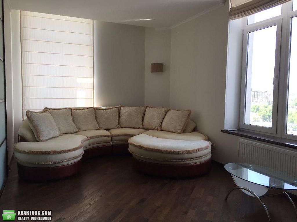 Rent out 3-room apartment. Киев,  Днепровская наб — photo 2