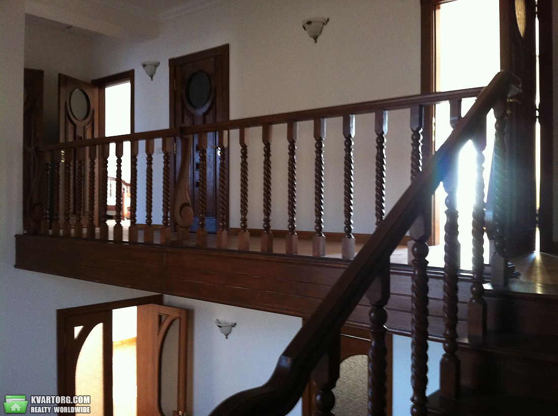 Sell house. Киев,  Монтажников — photo 9