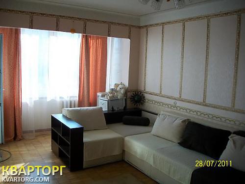 Sell 2-room apartment. Киев,  Щорса — photo 1