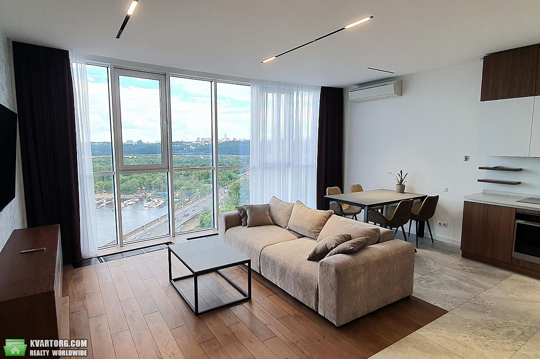 Rent out 3-room apartment. Киев,  Никольско-Слободская — photo 4