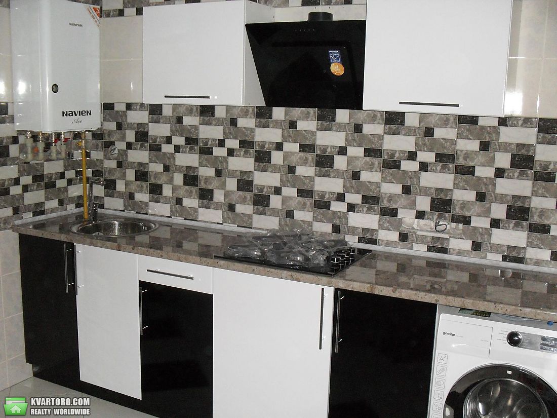 Sell 2-room apartment. Киев, Европейская — photo 4
