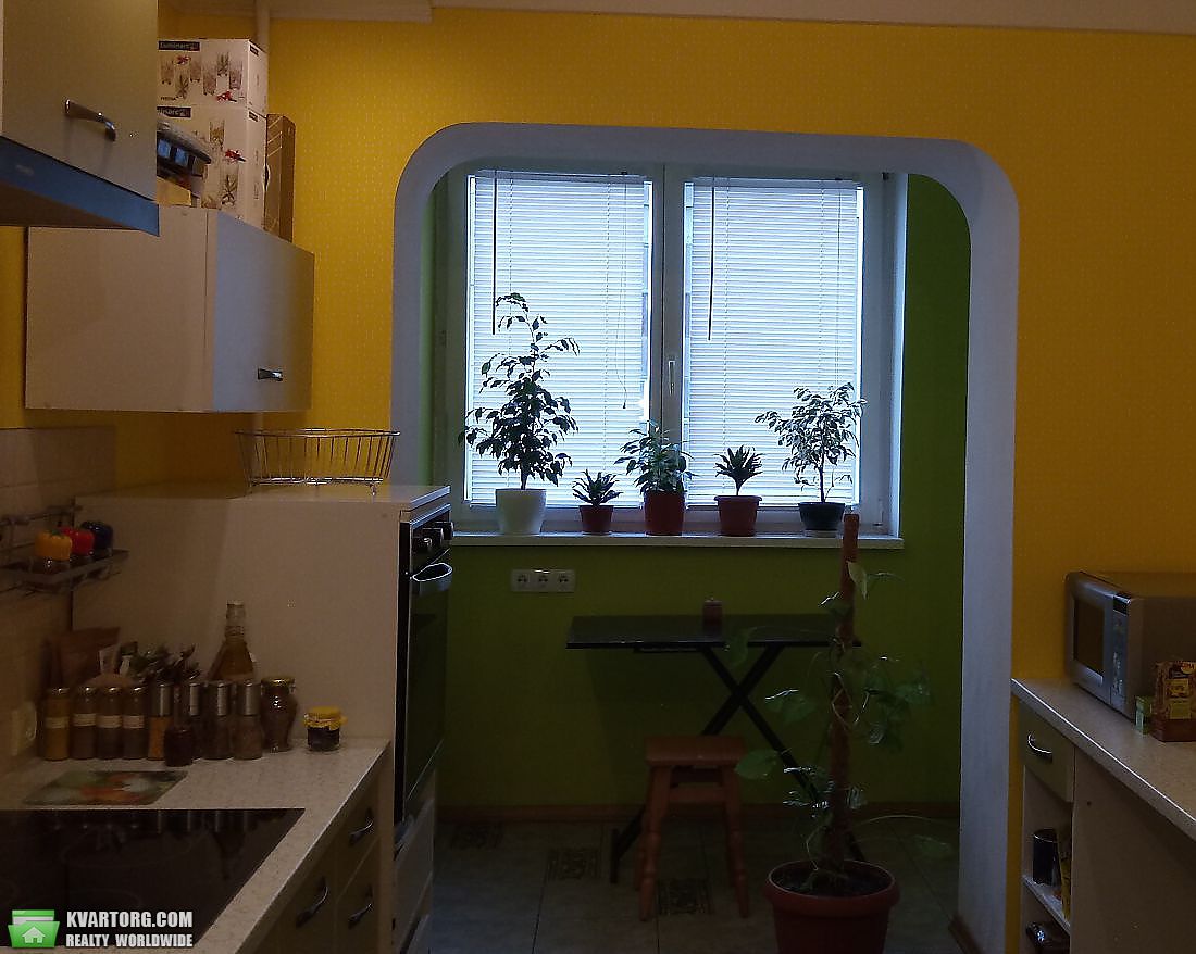 Sell 3-room apartment. Киев,  Котельникова — photo 1