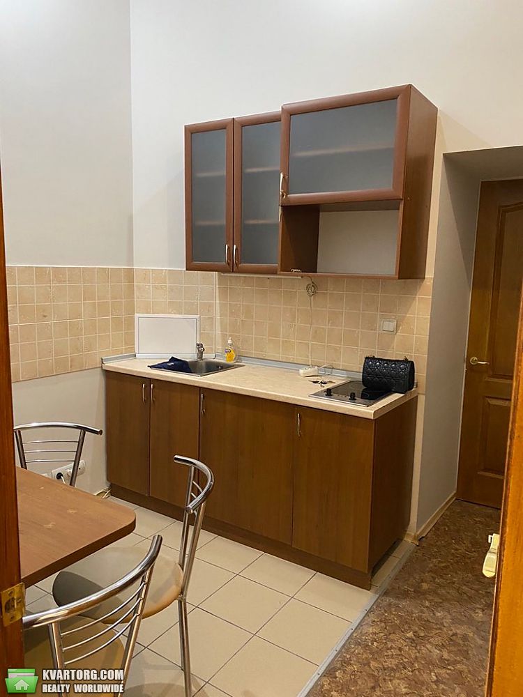 Rent out office. Киев,  Богдана Хмельницкого — photo 6