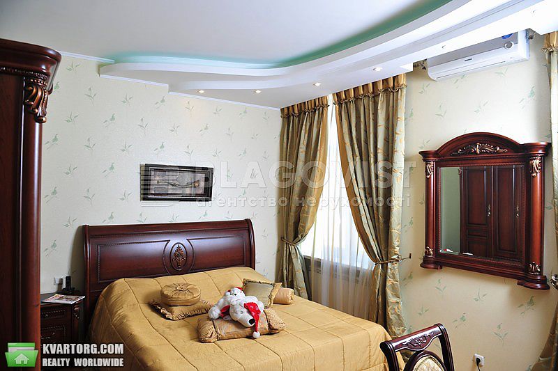Sell 2-room apartment. Киев,  Крещатик — photo 2