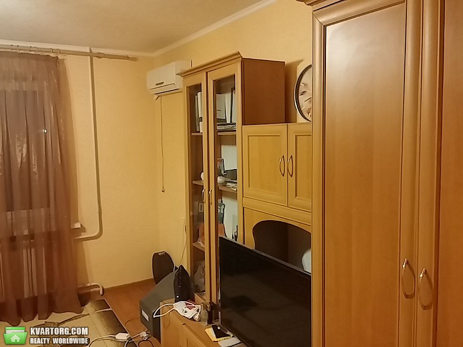 Rent out 2-room apartment. Киев,  Чоколовский бул — photo 2