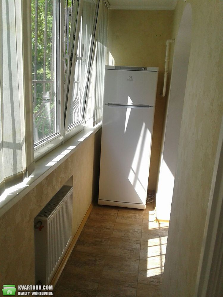 Rent out 1-room apartment. Киев,  Щусева — photo 3