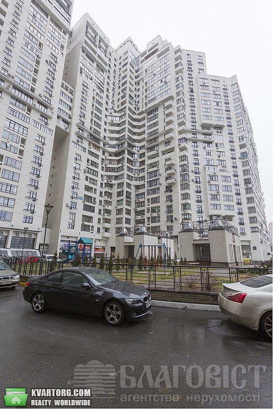 Sell 3-room apartment. Киев,  Щорса — photo 1