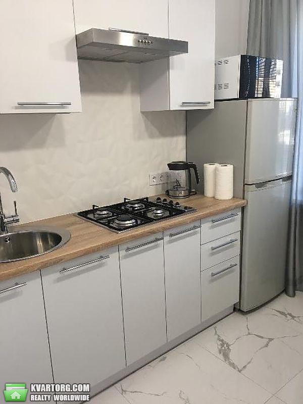 Rent out 2-room apartment. Киев,  Большая Васильковская — photo 6