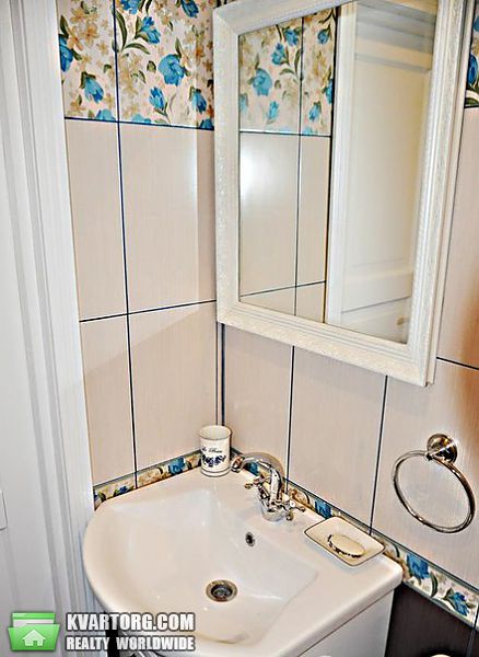 Rent out 1-room apartment. Киев, Сковороды — photo 9