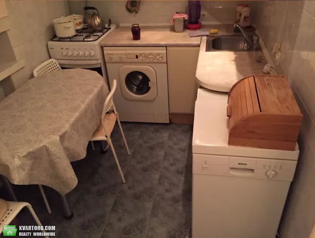 Rent out 2-room apartment. Киев,  Нежинская — photo 4