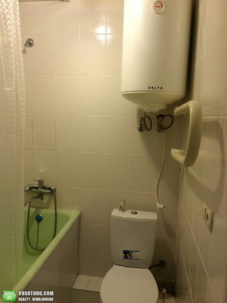 Rent out 1-room apartment. Днепропетровск, Набережная Победы — photo 2