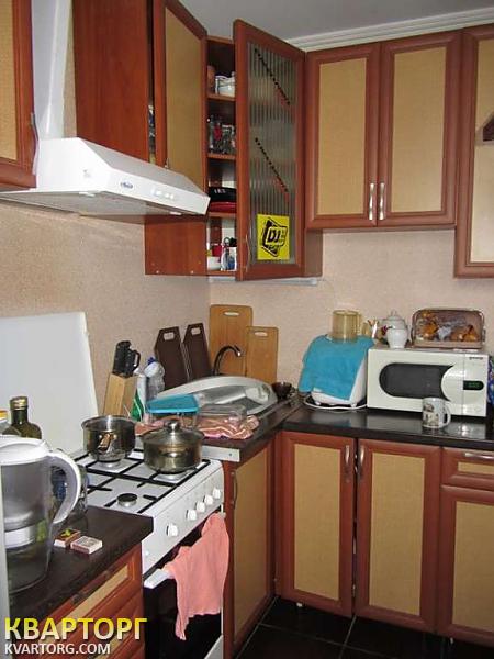Sell 2-room apartment. Киев,  Соломенская — photo 2