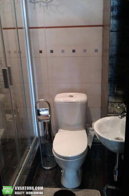 Rent out 3-room apartment. Киев,  Черновола — photo 8
