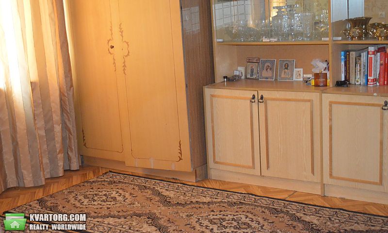Sell 4-room apartment. Киев, Моторный пер — photo 2