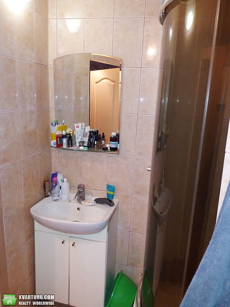 Rent out 2-room apartment. Киев,  Багговутовская — photo 7
